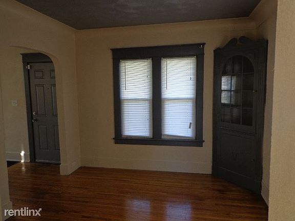 Dining room 1