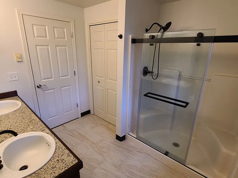 2141 SW Quartz Ave — Photo 19