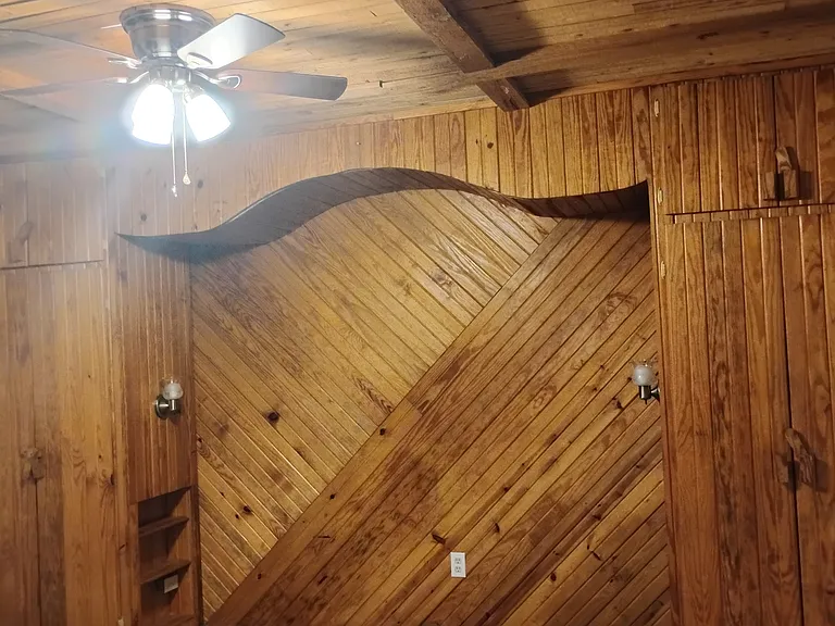 312 E Cedar Ln — Photo 28