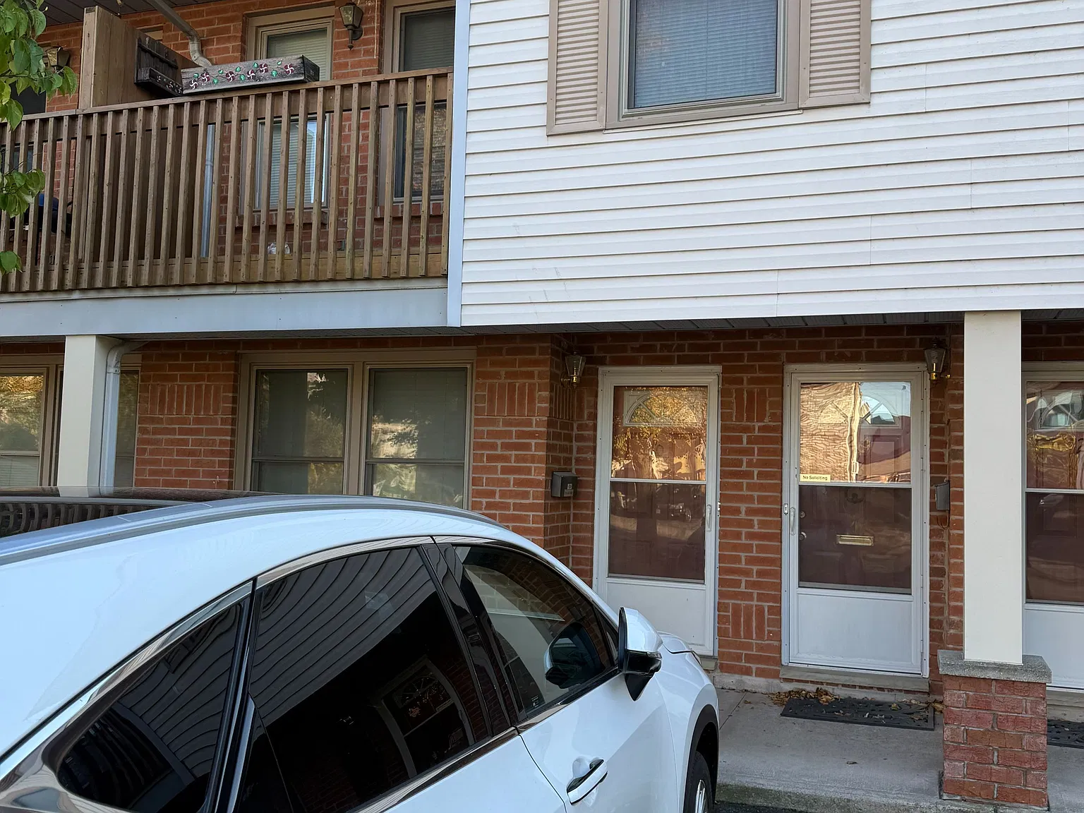 2 bed, $2,000 — Photo 1