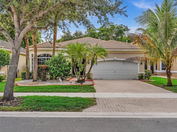 6271 SW 195th Ave, Fort Lauderdale, FL 33332