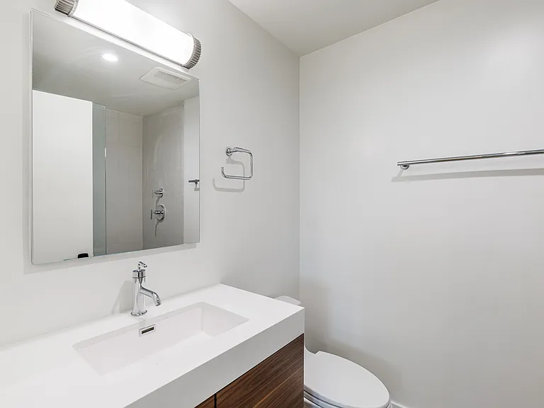 1657 Malcolm Ave — Photo 18