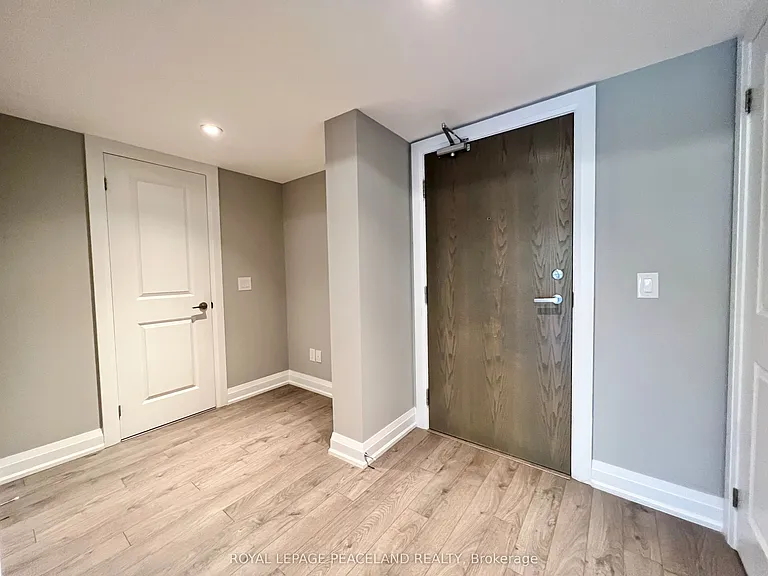 481 Rupert Ave #307 — Photo 4
