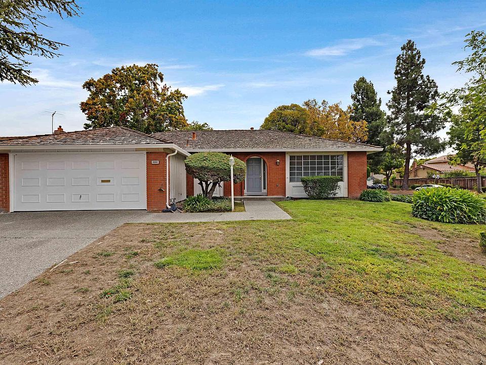 1st image of 4980 Stafford Pl