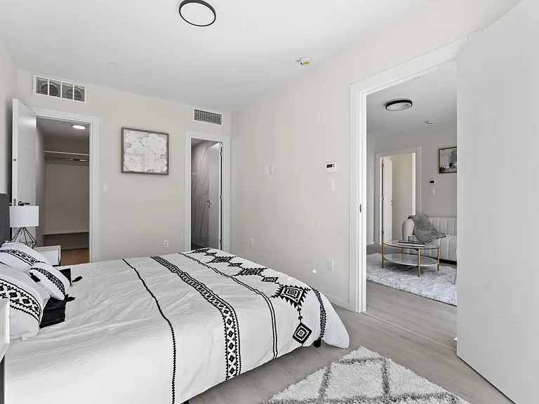 15 W End Ave #PHA — Photo 11