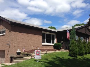 220 Spruce St, Zelienople, PA