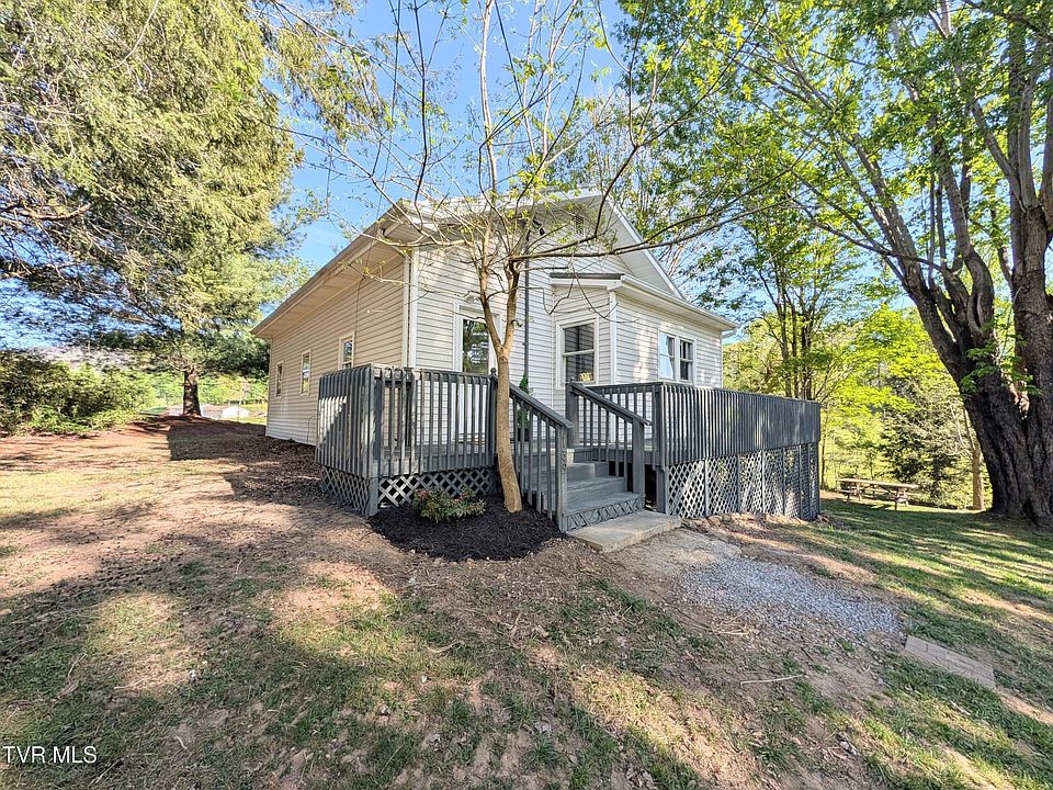 1st image of 139 Bill Bennett Rd