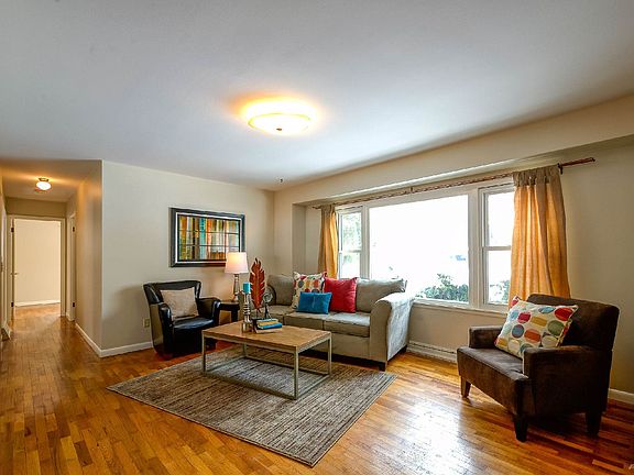 1336 Calhoun St (1 of 19)