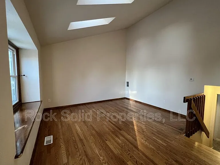 4520 Carmel Dr — Photo 7