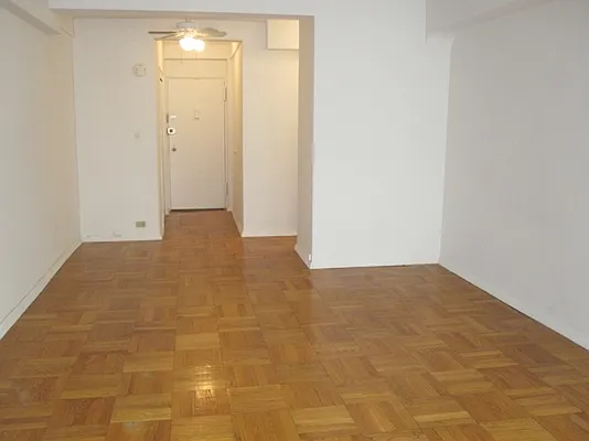 Rented by City Connections Realty | media 25