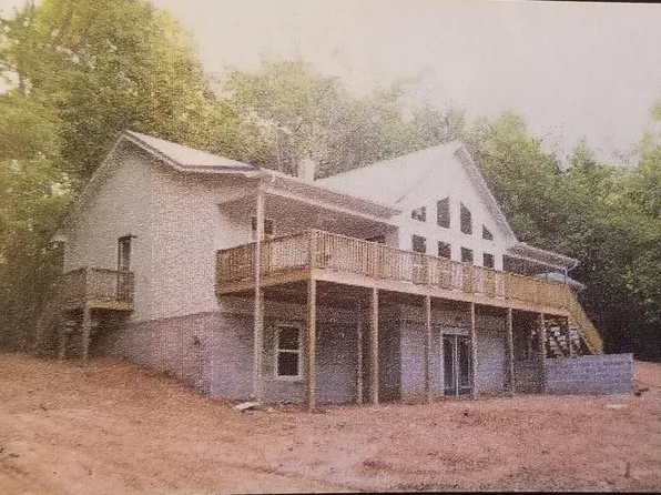 230 Sands Rd, Sweetwater, TN 37874