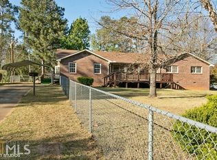 102 Hawthorne Dr, Hogansville, GA 30230