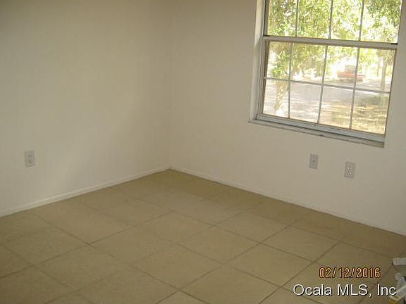 2nd image of 8234 Fairways Cir #D201