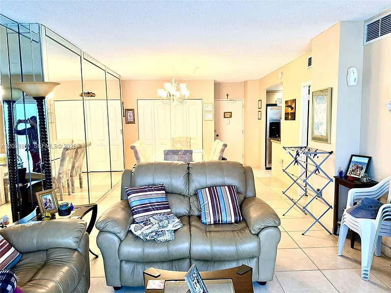 1950 S Ocean Dr #5L — Photo 8