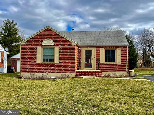 424 S Tennessee Ave, Martinsburg, WV 25401