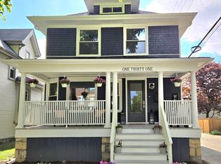 131 N Taylor Ave, Oak Park, IL 60302