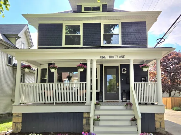 131 N Taylor Ave, Oak Park, IL 60302