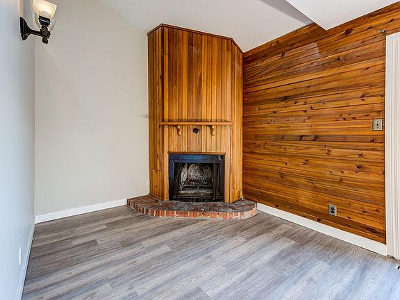 2nd image of 5535 144a Ave NW