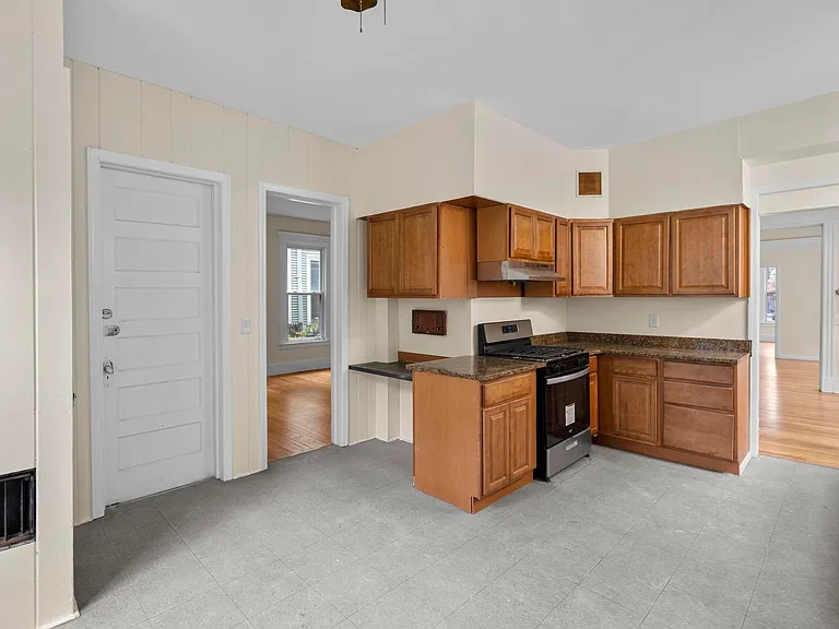 167 Norton St #1 — Photo 17
