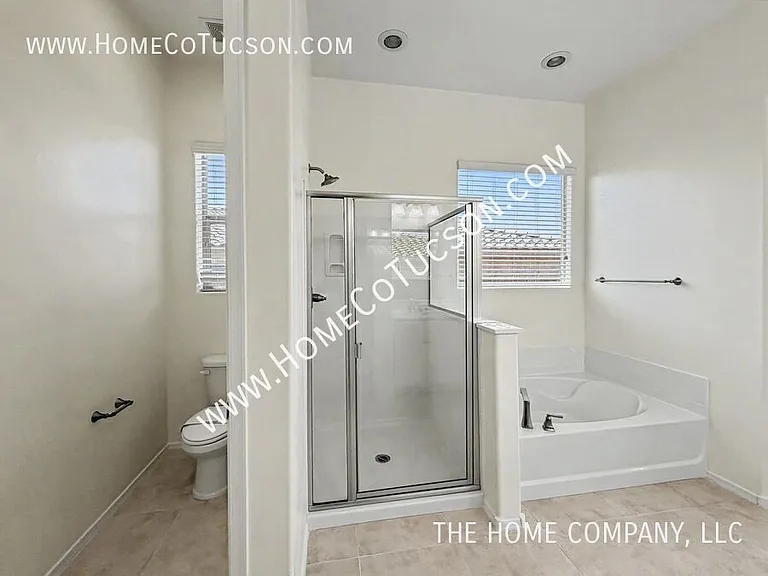 38628 S Running Roses Ln — Photo 18