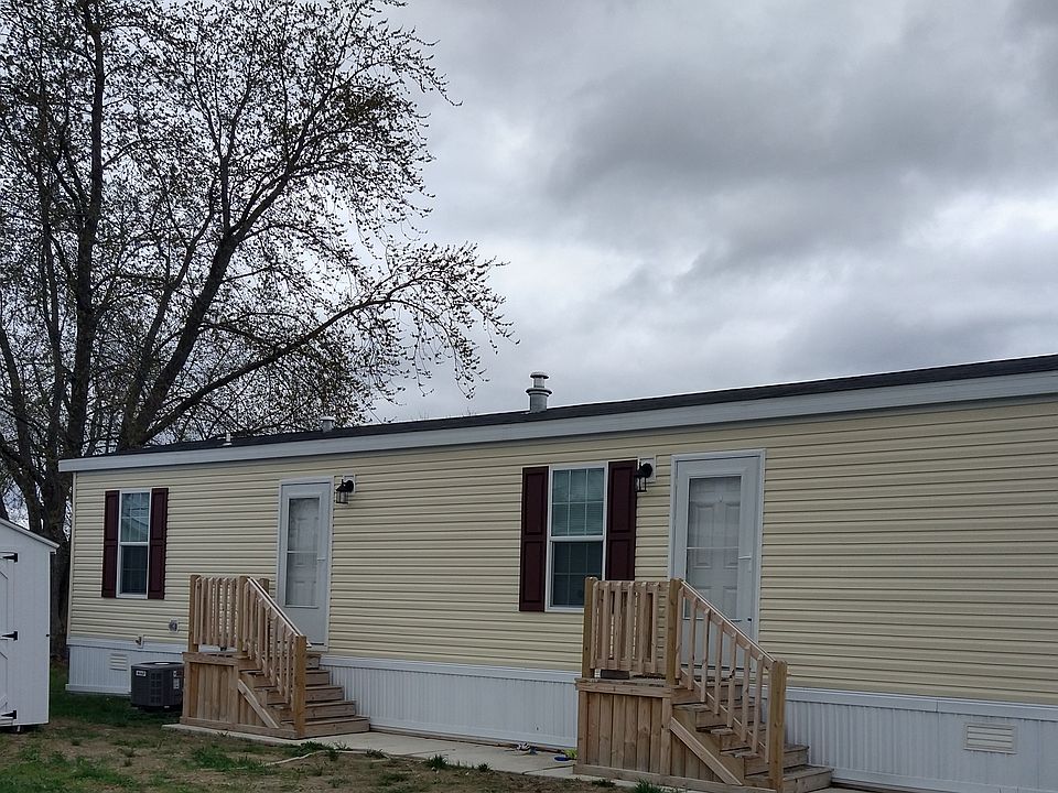1st image of 119 Taylor Ct #119