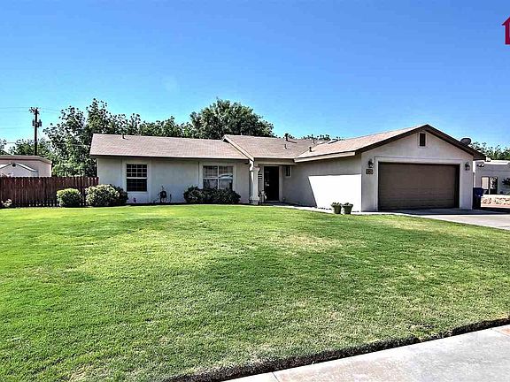 2nd image of 3052 Camino Real