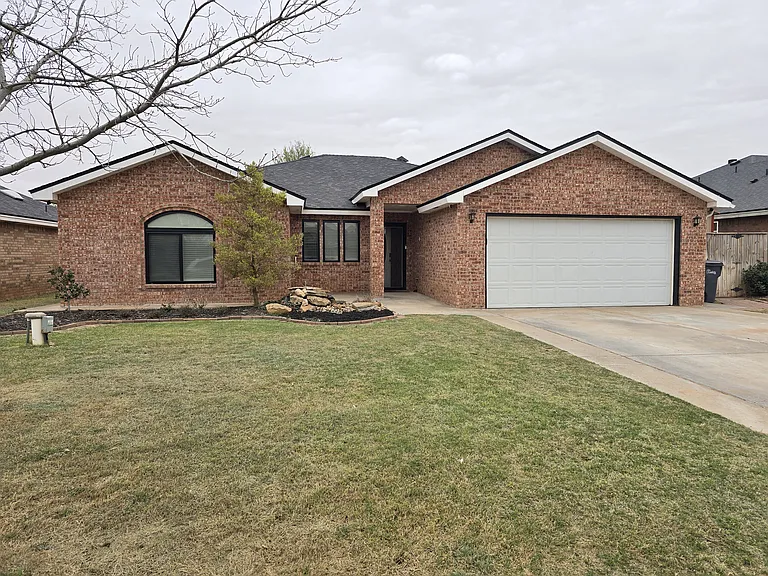 5906 Valencia Ave — Photo 1