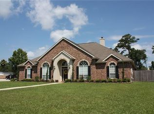 545 Winbourne Dr, Slidell, LA 70461