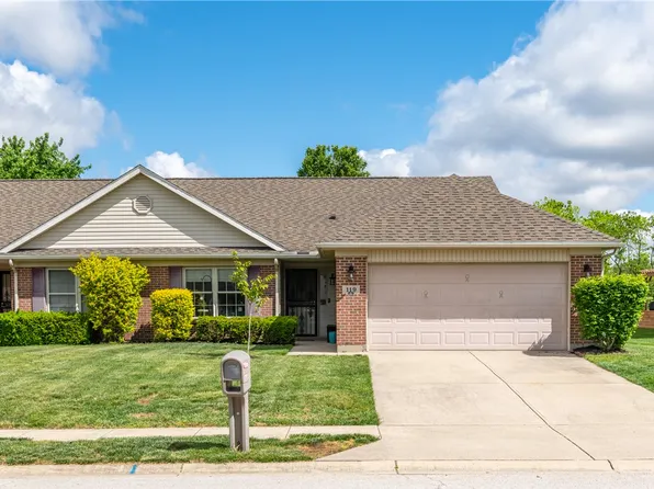 119 Zinfandel Dr, Englewood, OH 45322