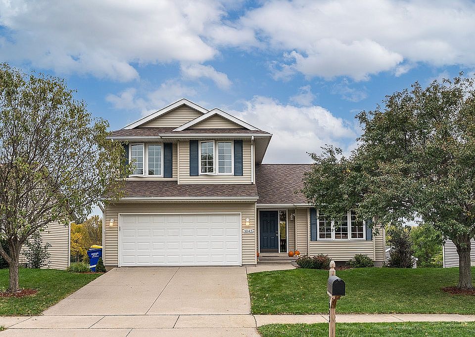 1st image of 1043 Fairview Ln