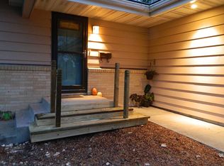 1621 Crestwood Cir, Ames, IA 50010
