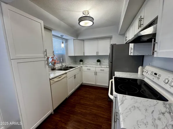 4554 E PARADISE VILLAGE Parkway #149, Phoenix, AZ 85032