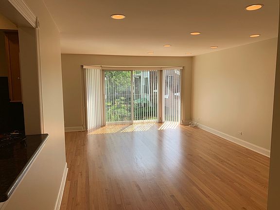 2nd image of 2700 Mitchell Dr APT 8