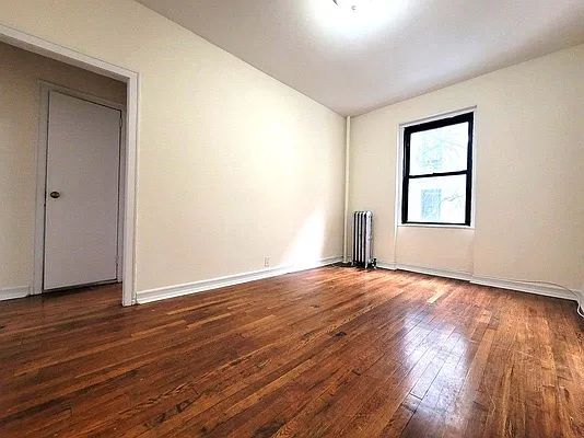 Sold by Beekman Street Realty | media 2