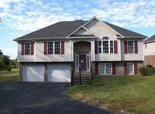 530 Castleridge Rd, Vinton, VA 24179