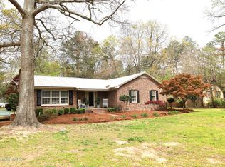 1426 Pocosin Rd, Winterville, NC 28590