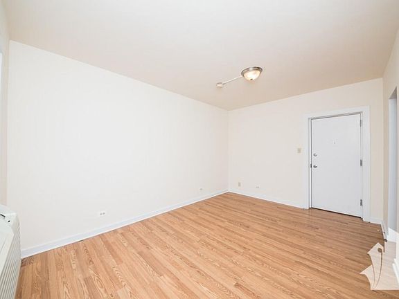 5th image of 1852 N Humboldt Blvd #1317
