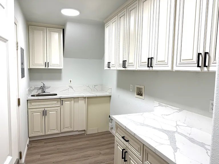 7535 Misty View Pl — Photo 31