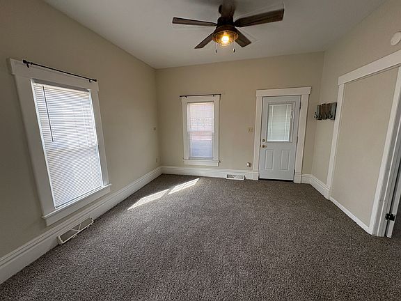 Living room/front room