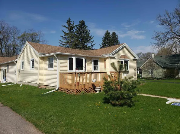 321 N Main St, Pardeeville, WI 53954