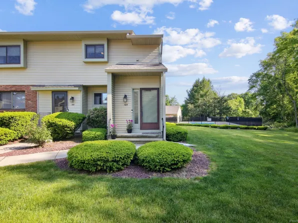 109 Summer Hill Drive #109, South Windsor, CT 06074
