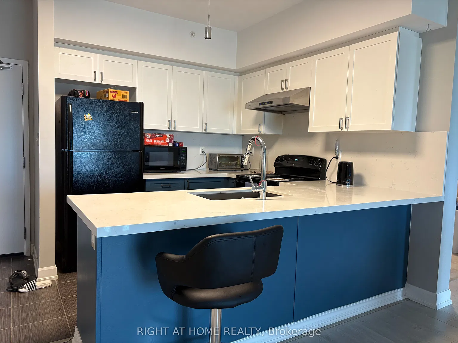 3 bed, $2,550 — Photo 3