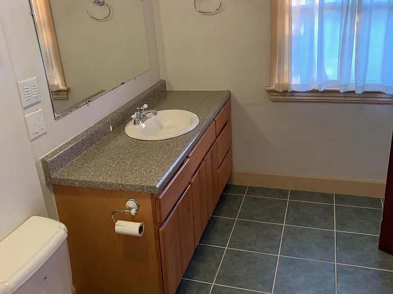 4054 NE Rodney Ave #A — Photo 26