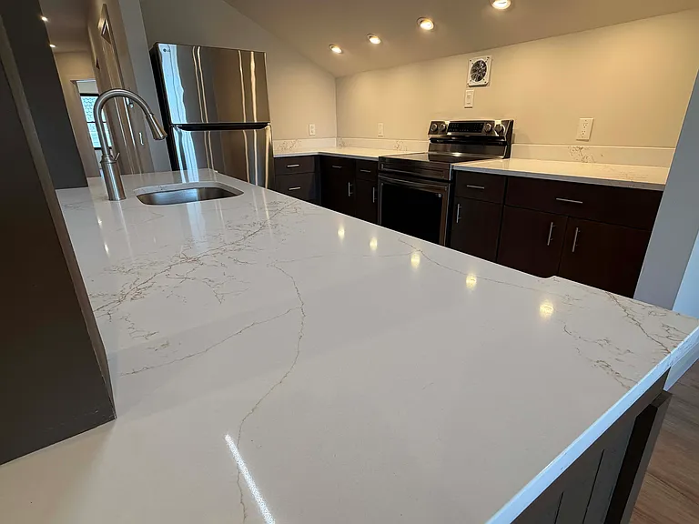 20 W 3rd St #3 — Photo 10