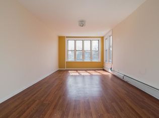 83 Bay Ridge Pkwy, Brooklyn, NY 11209