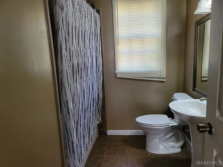 3338 S Hull St — Photo 5