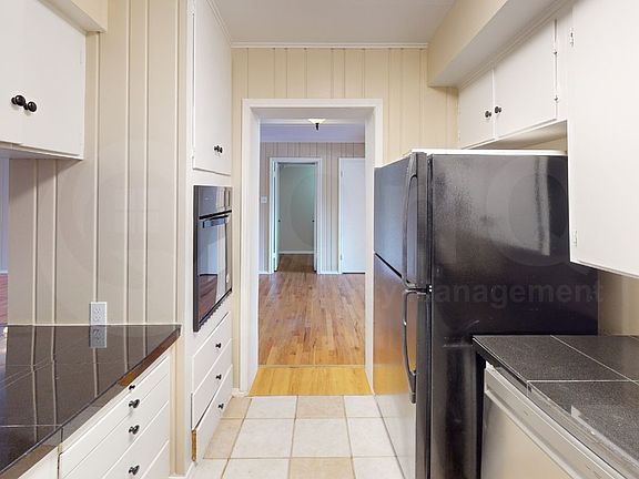 3rd image of 6127 Bandera Ave APT B