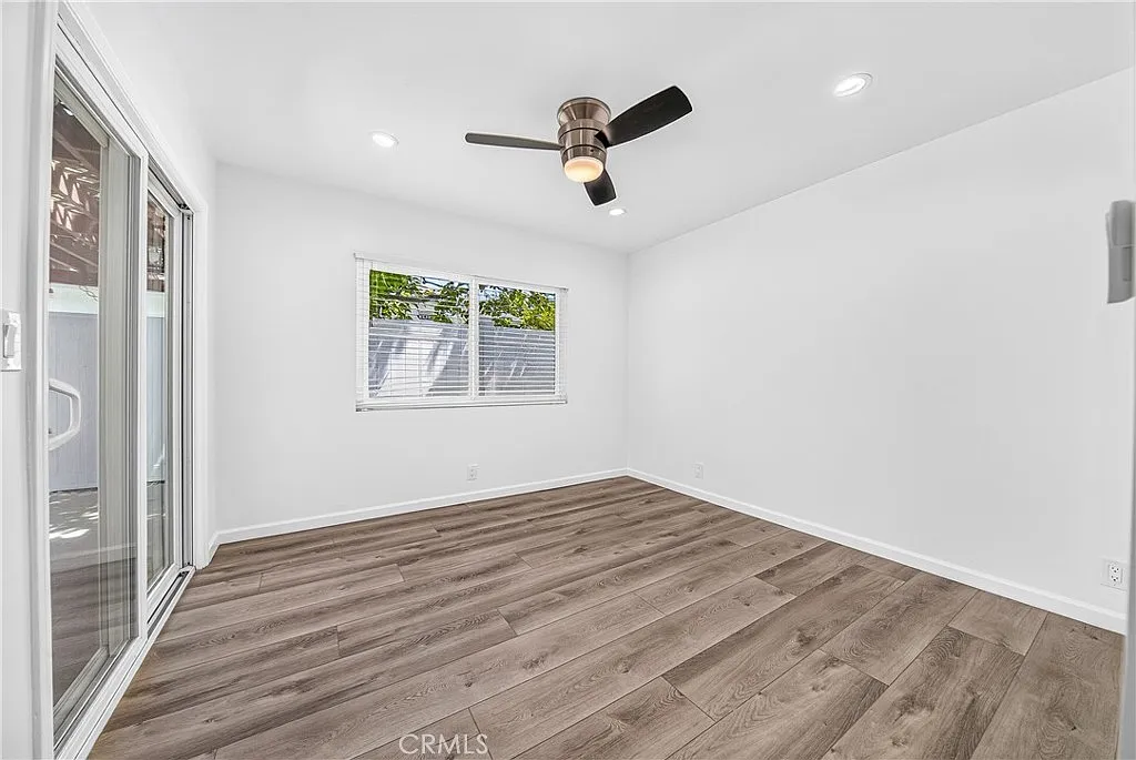 2 bed, 670 sqft, $2,550 — Photo 3