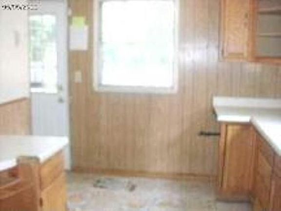 5th image of 2041 Medford Ave