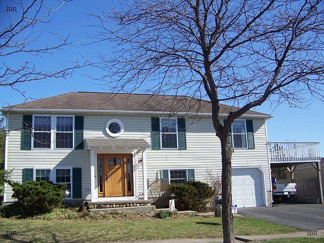 1st image of 5774 Lake Hill Dr